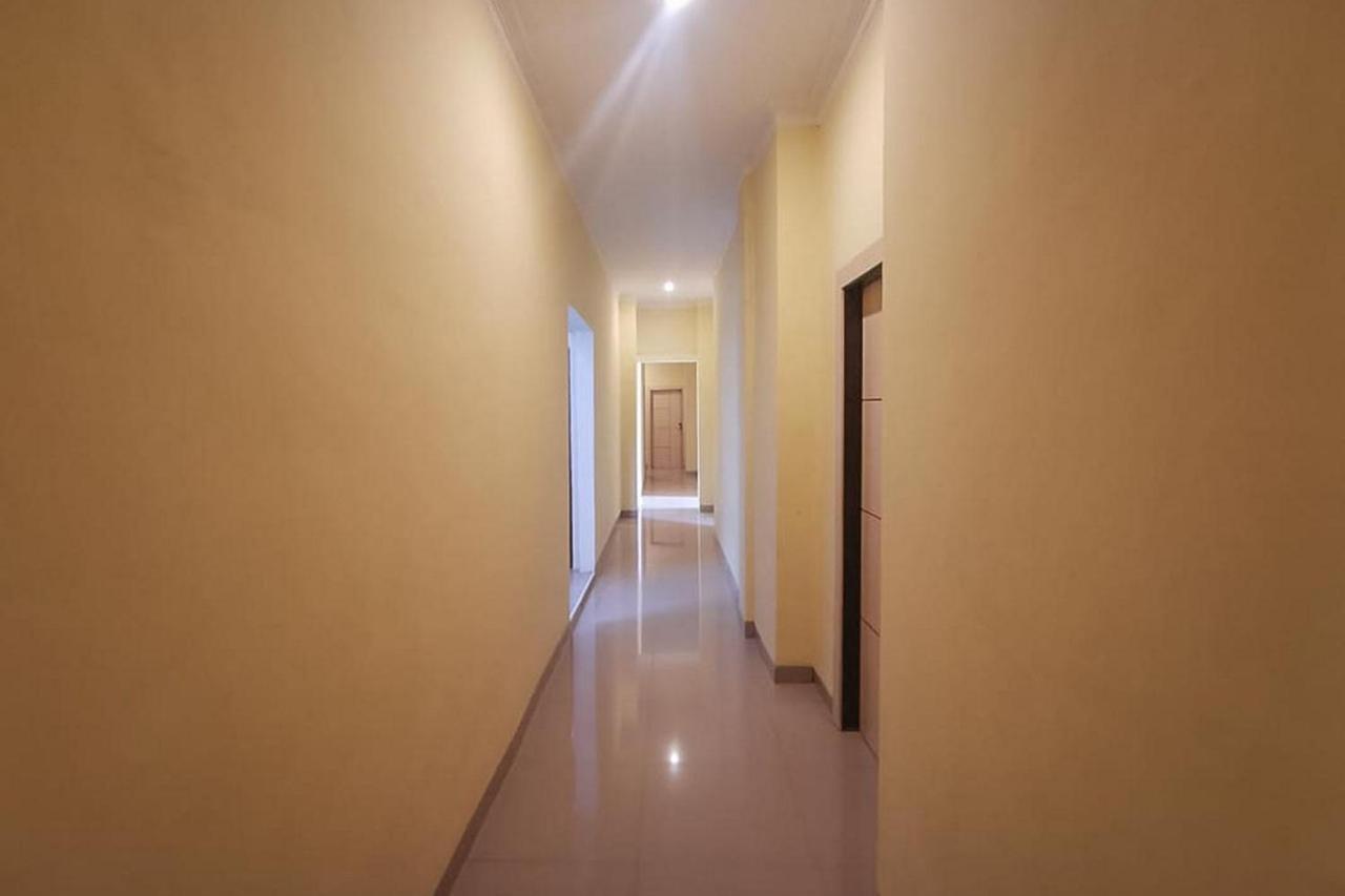 Reddoorz Near Kantor Walikota Bontang Nyerakat Kültér fotó